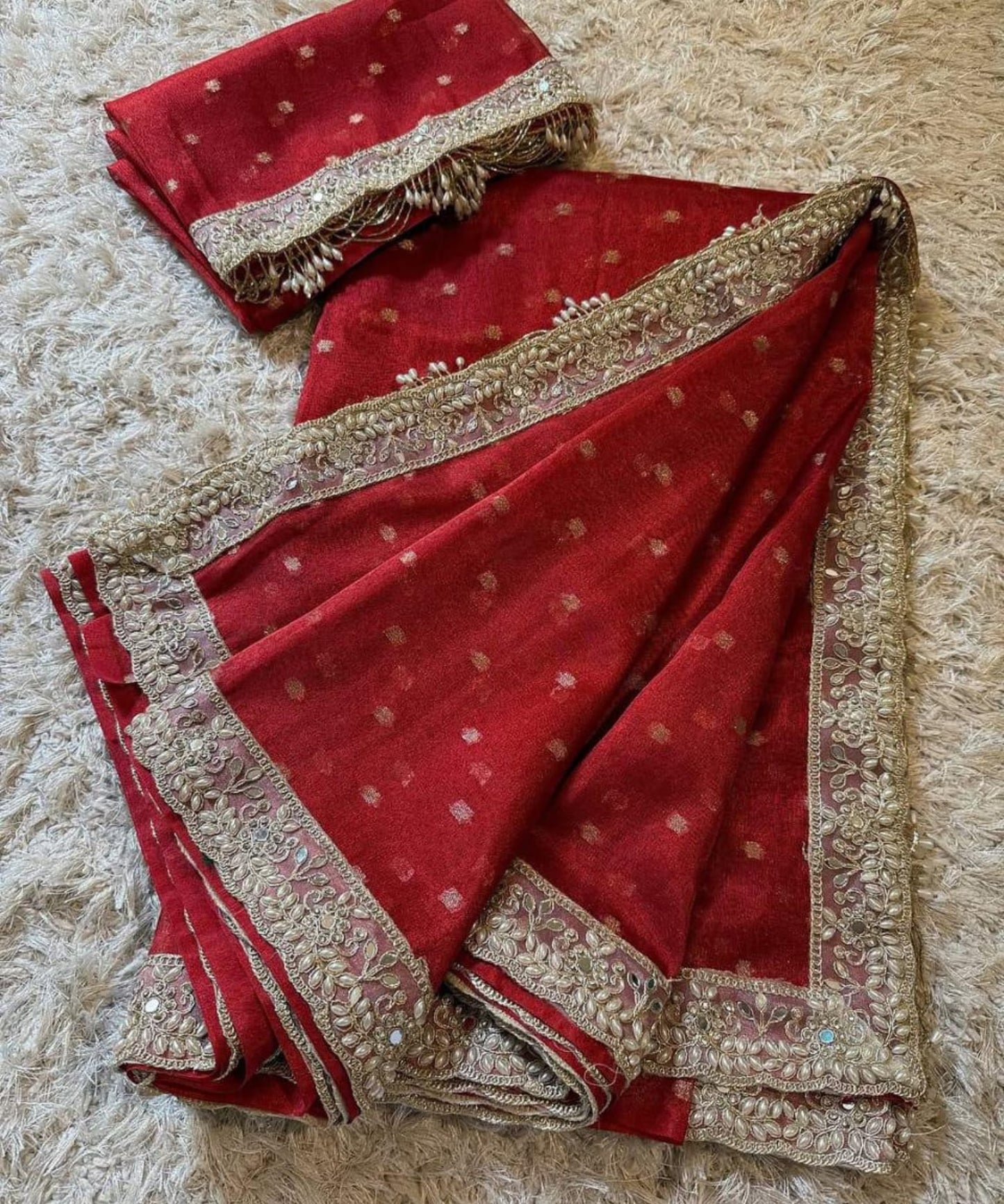 Banarasi Soft Maharani Tissue Silk Saree with Buti Weaving & Lace Border