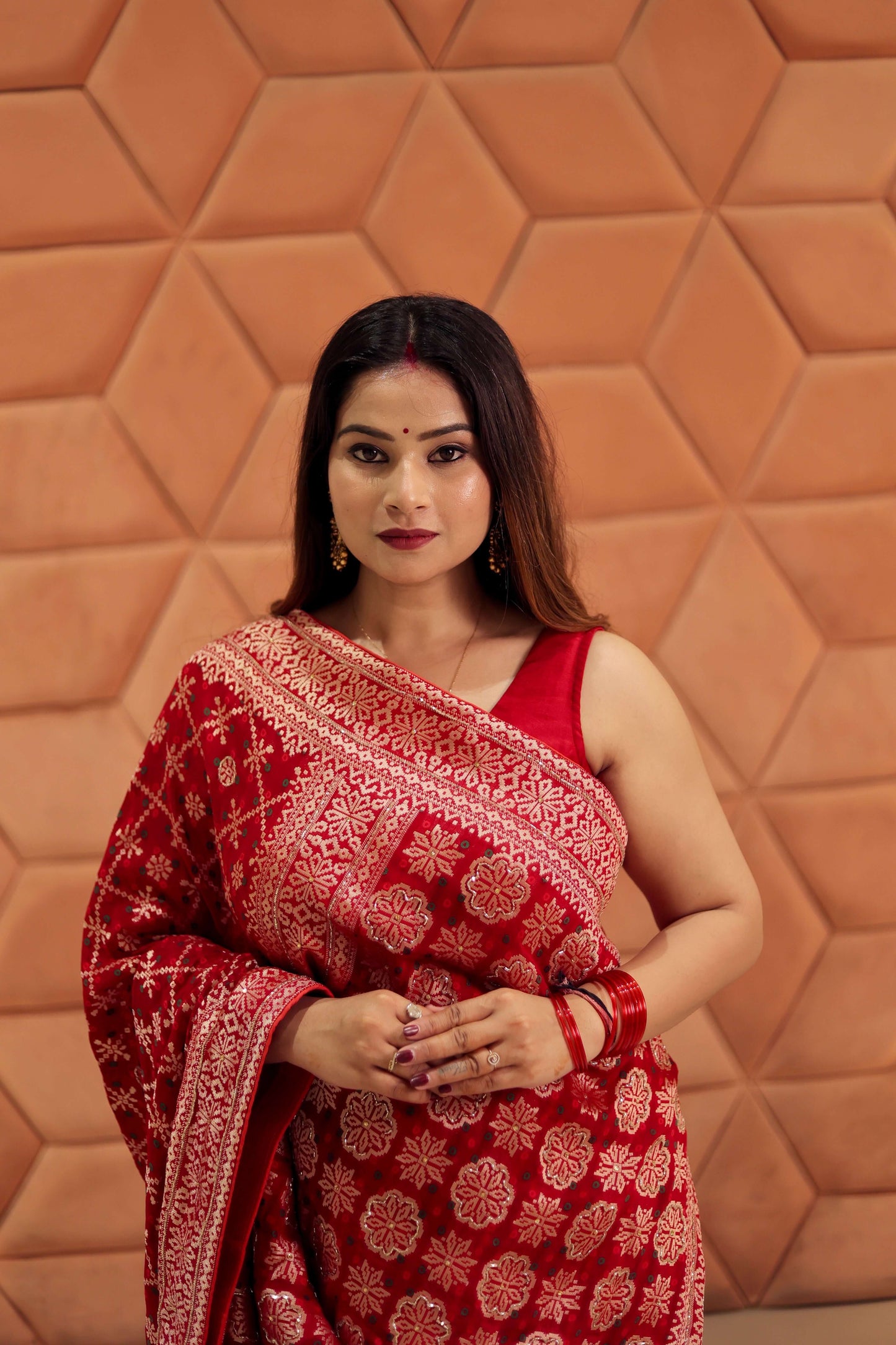 Sindoor Mohini – Karwa Chauth Special Woven Saree in Radiant Red