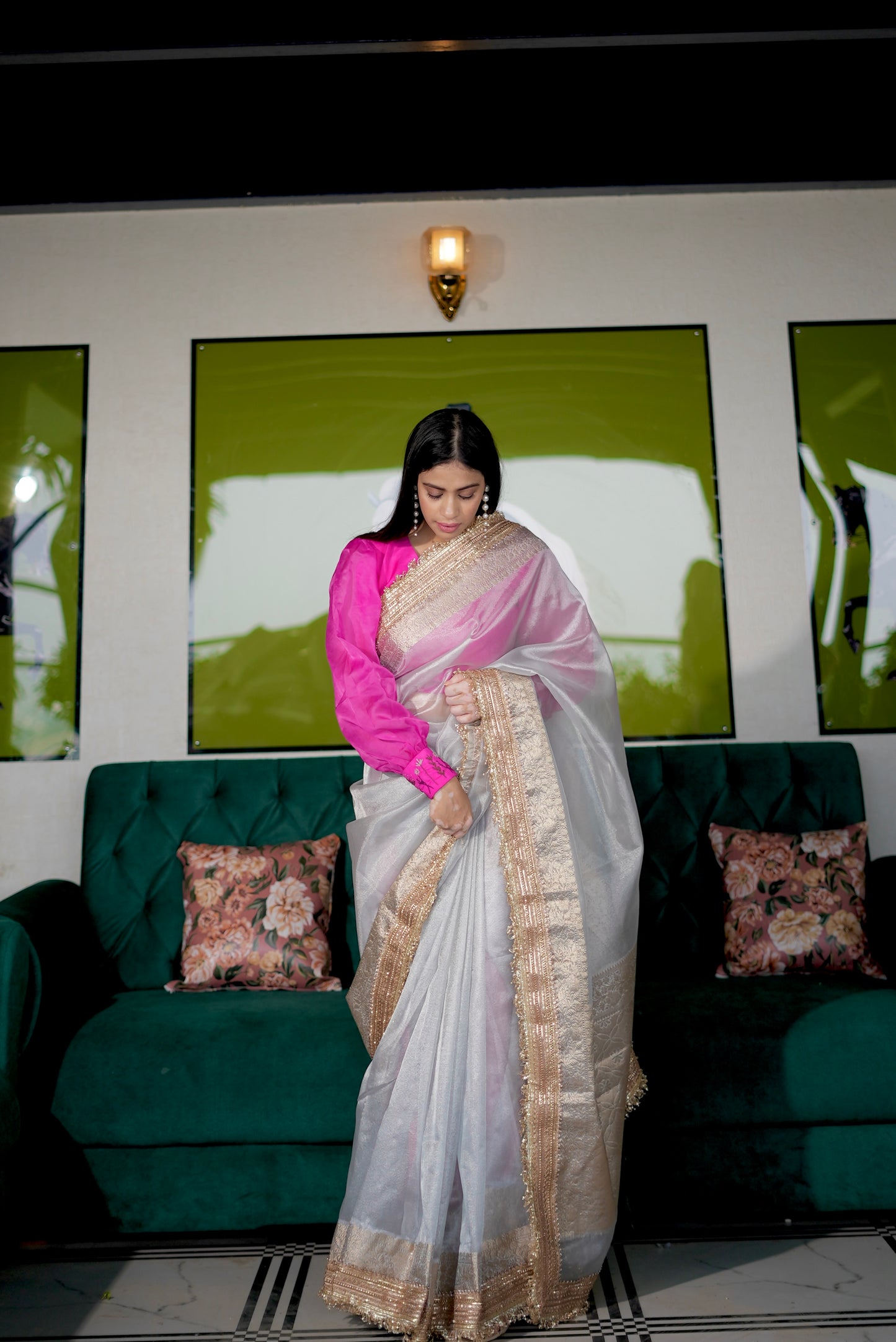 Banarasi Tissue Silk Saree – Premium Lace Border & Jaal Weaving Blouse