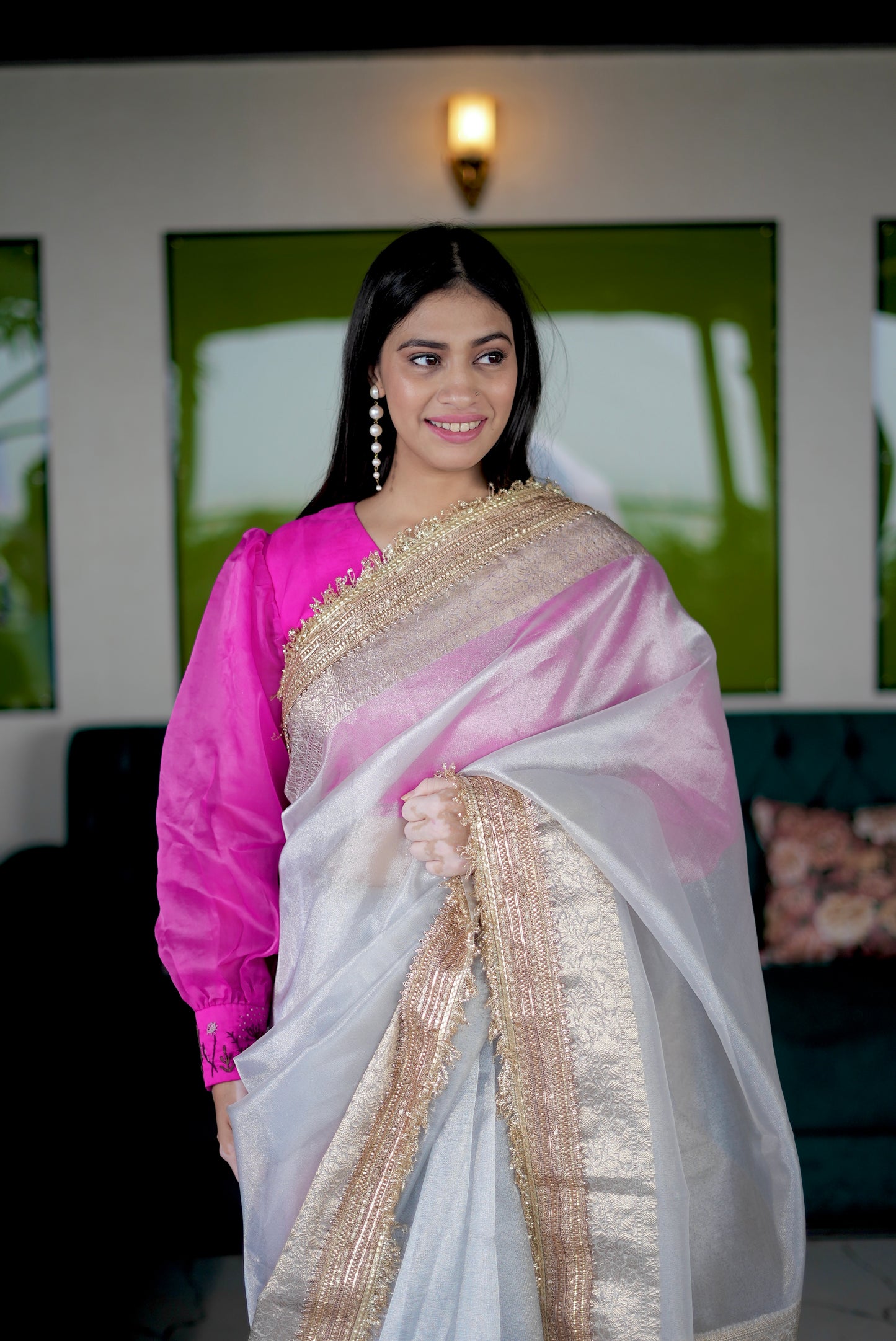 Banarasi Tissue Silk Saree – Premium Lace Border & Jaal Weaving Blouse