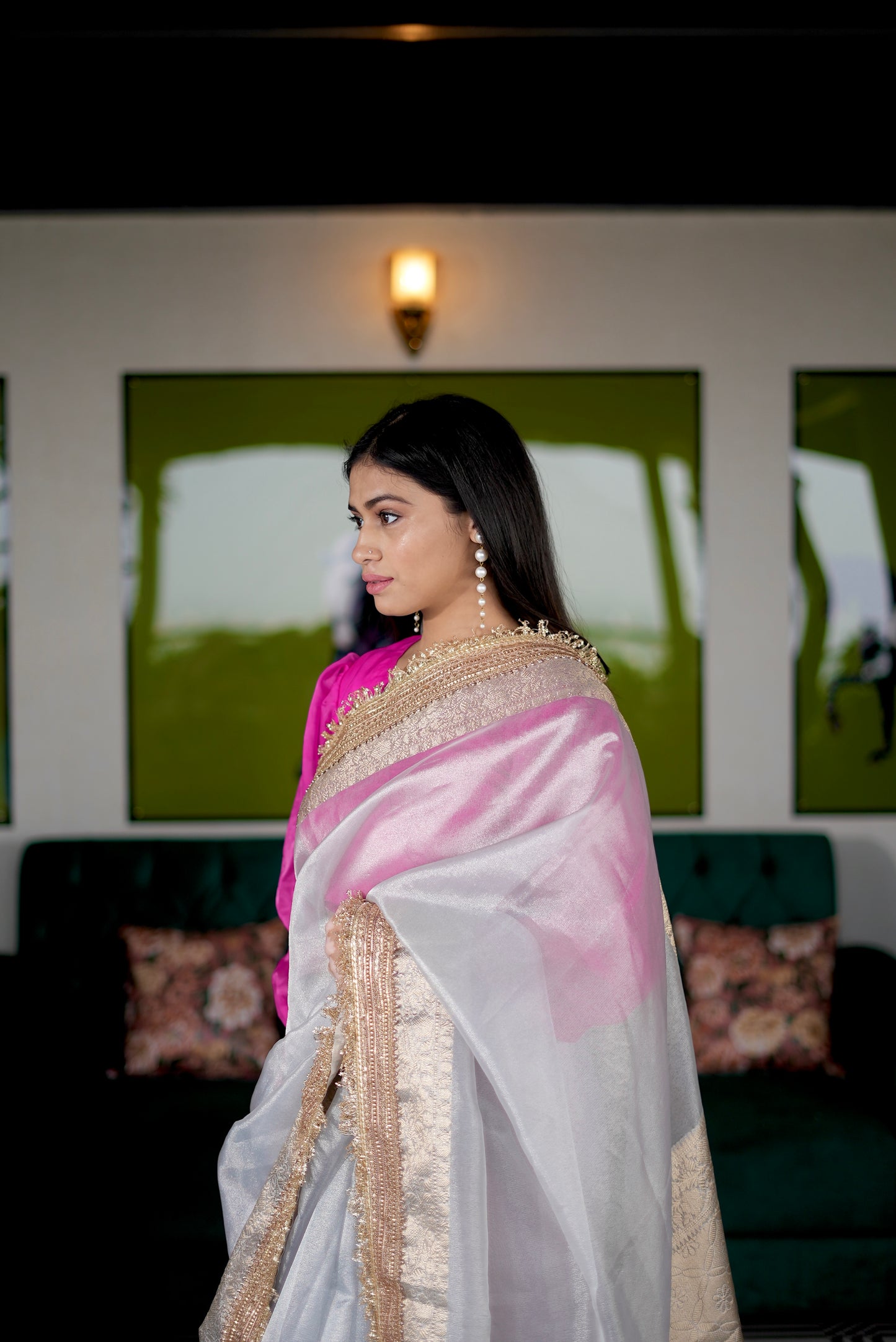 Banarasi Tissue Silk Saree – Premium Lace Border & Jaal Weaving Blouse