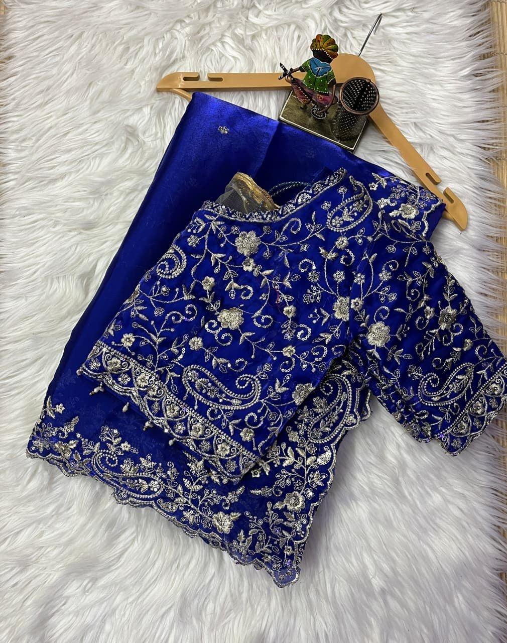 Aamori Space Silk Saree