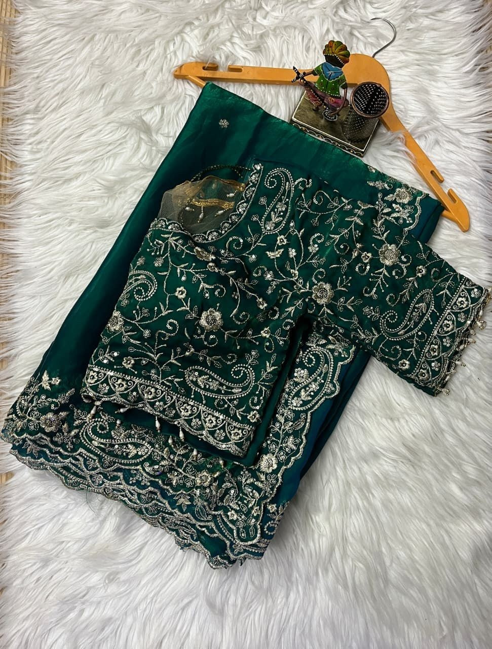 Aamori Space Silk Saree