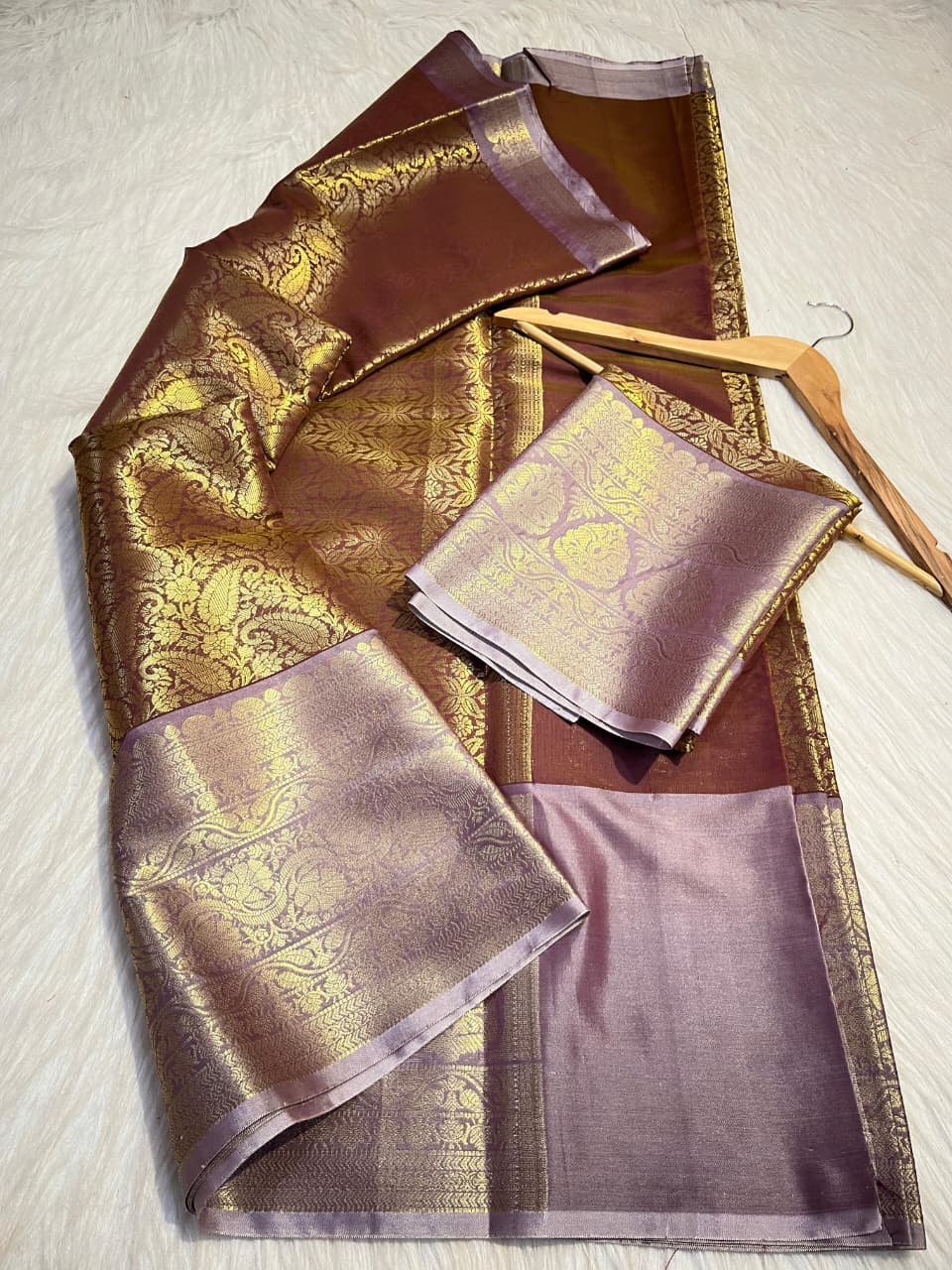 Rekha Ma’am Inspired – New Art Kanjivaram Silk Collection