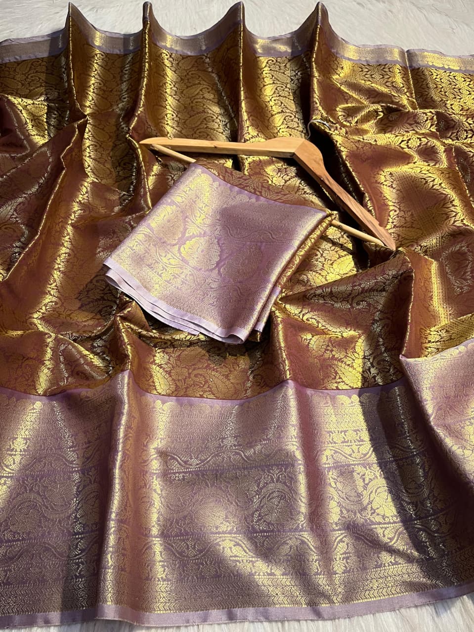 Rekha Ma’am Inspired – New Art Kanjivaram Silk Collection